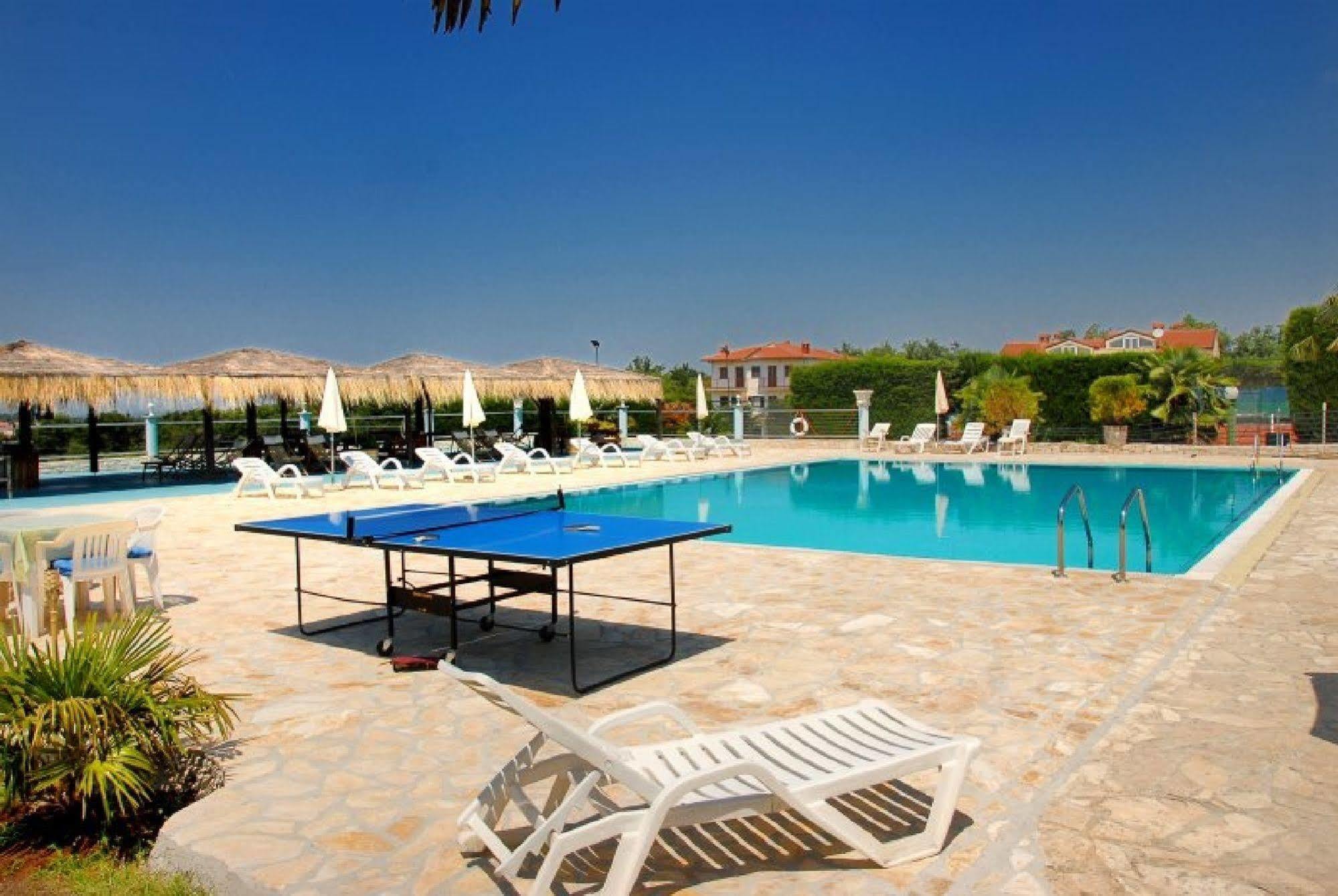 Hotel Gloria Kukci