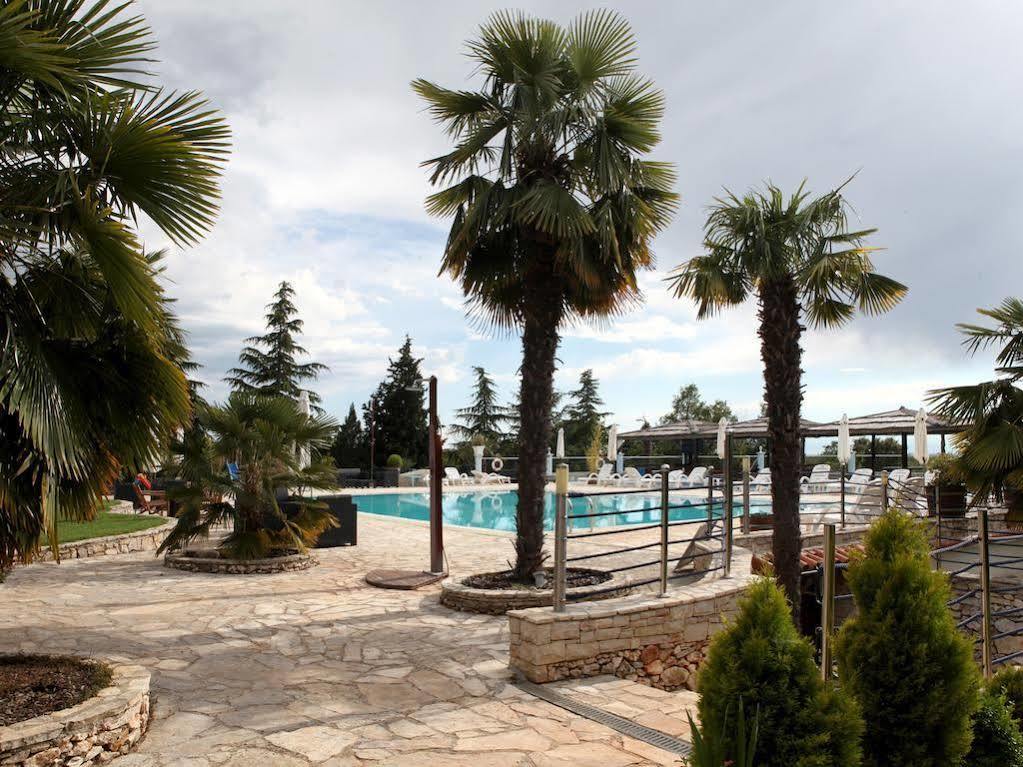 Gloria Hotel 3*